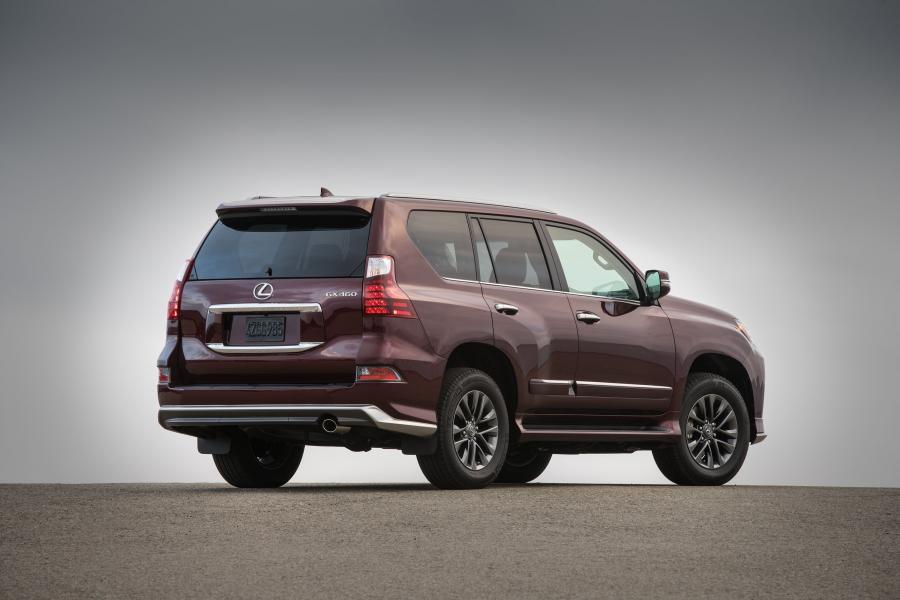  Lexus GX460 Sport Design Package 2017 года  (фото 4 из 17)